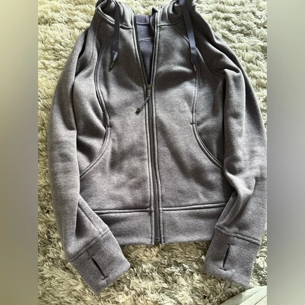 lululemon athletica Women's Scuba Hoodie - Picture 2 of 8